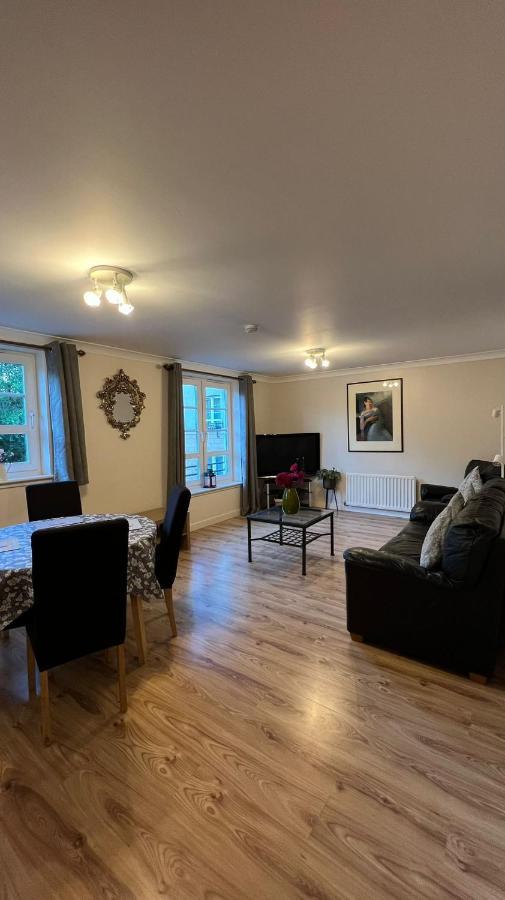 Edinburgh City Centre - Powderhall Modern Spacious 2 Bedroom Apartment With Free Parking Luaran gambar