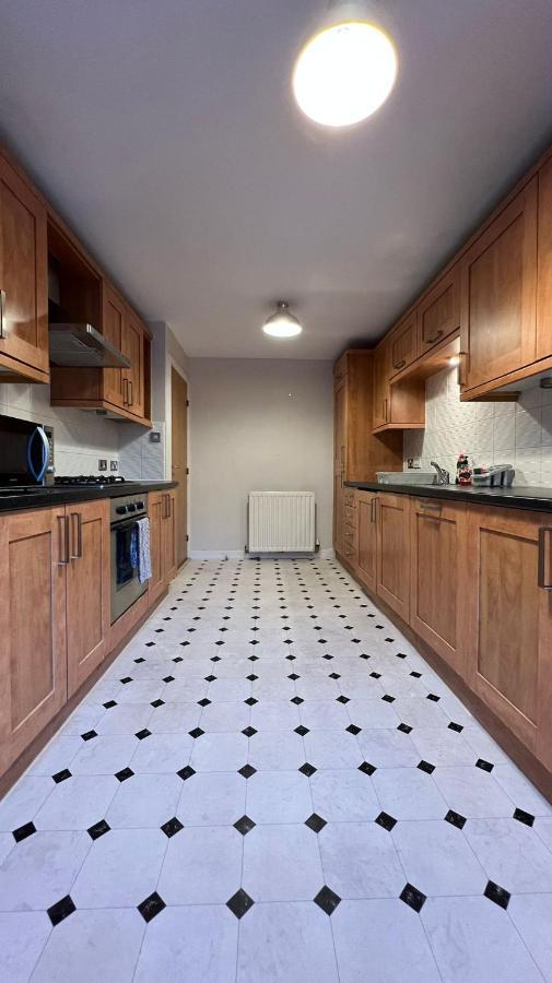 Edinburgh City Centre - Powderhall Modern Spacious 2 Bedroom Apartment With Free Parking Luaran gambar