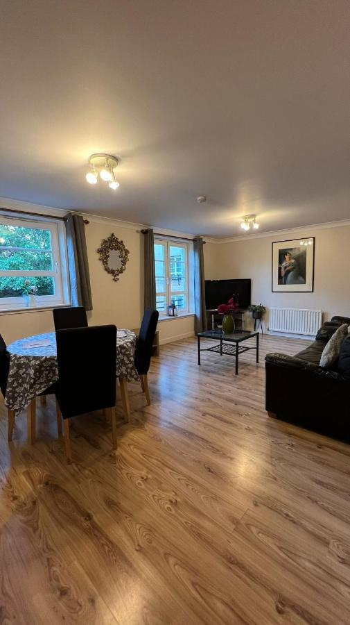 Edinburgh City Centre - Powderhall Modern Spacious 2 Bedroom Apartment With Free Parking Luaran gambar